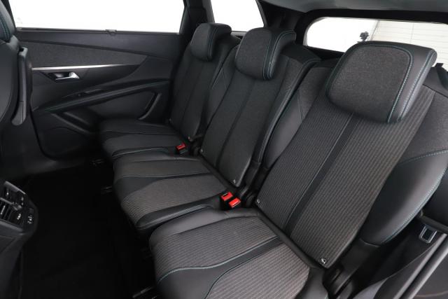 Peugeot 5008 image 4