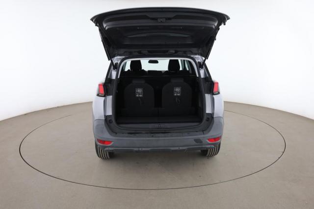 Peugeot 5008 image 4