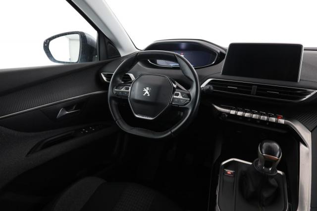 Peugeot 5008 image 5