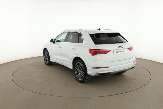 Audi Q3 image 8