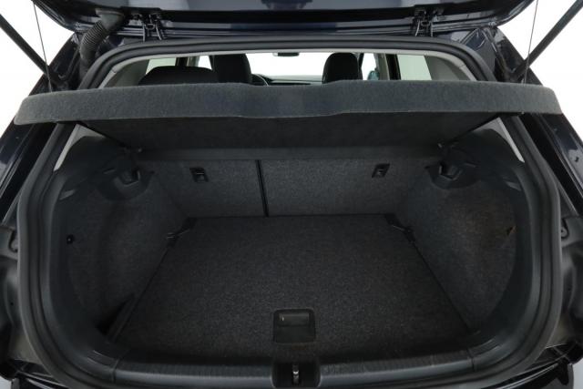 Volkswagen Polo image 8