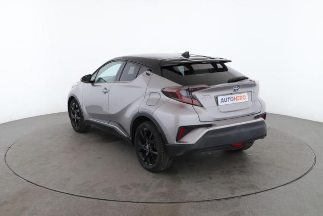 Toyota C-Hr image 1