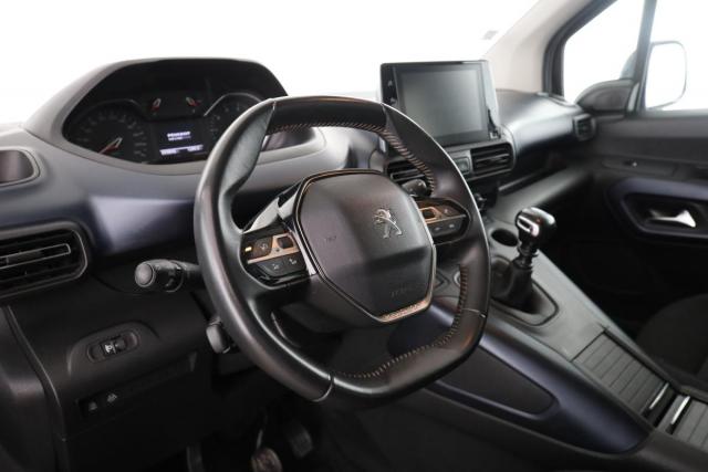 Peugeot Rifter image 5