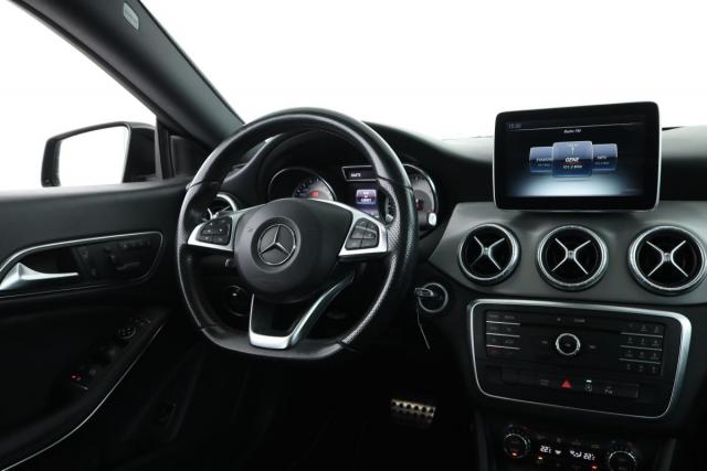 Mercedes Benz Cla image 2