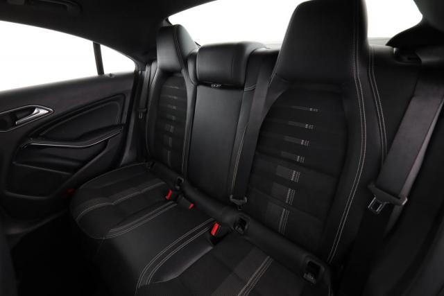 Mercedes Benz Cla image 4