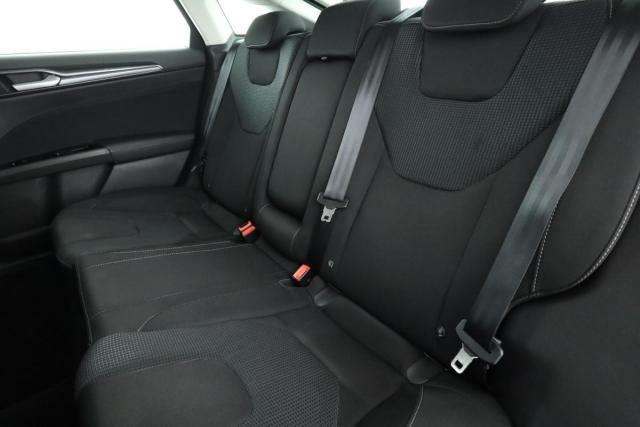 Ford Mondeo image 3