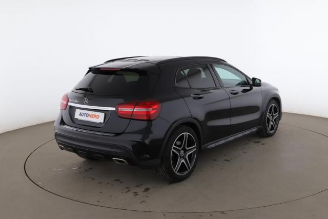 Mercedes Benz Gla image 4