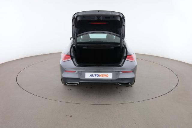 Mercedes Benz Cla image 5