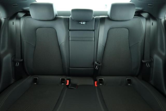 Mercedes Benz Cla image 3