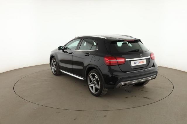 Mercedes Benz Gla image 8