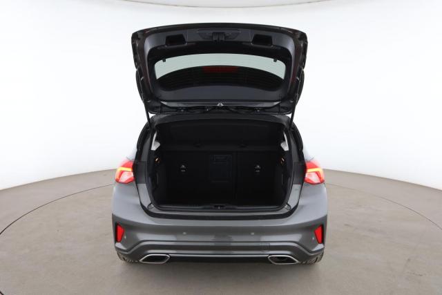 Ford Focus image 6