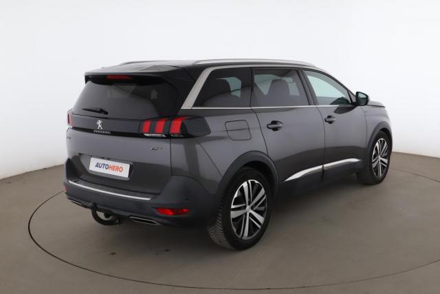 Peugeot 5008 image 4