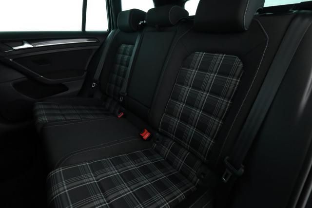Volkswagen Golf Sw image 3