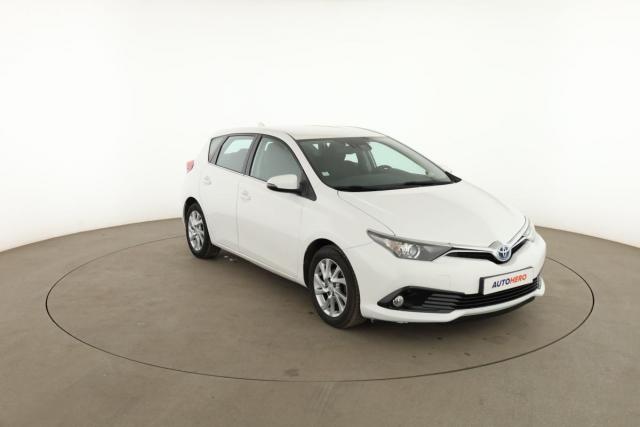 Toyota Auris image 8