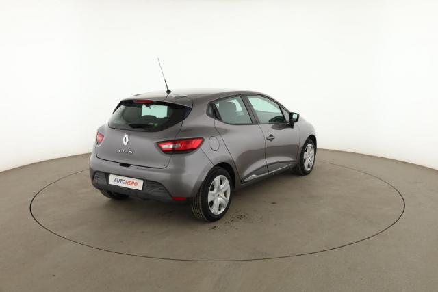 Renault Clio image 9