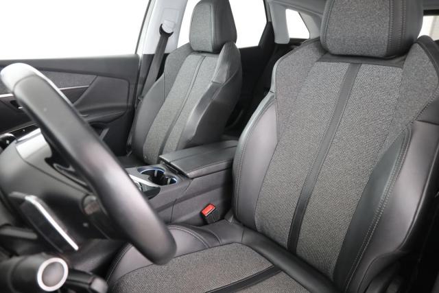 Peugeot 3008 image 1