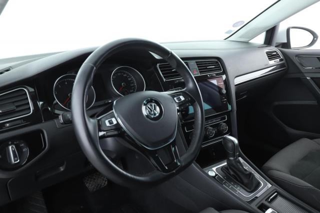 Volkswagen Golf image 3