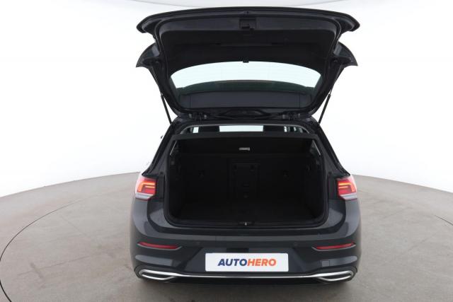 Volkswagen Golf image 4