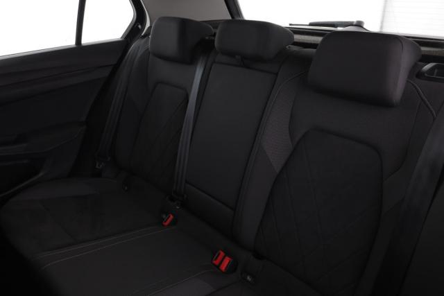 Volkswagen Golf image 8