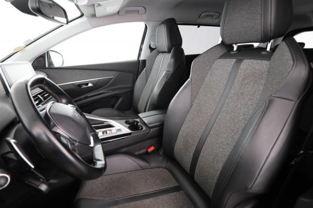 Peugeot 5008 image 9