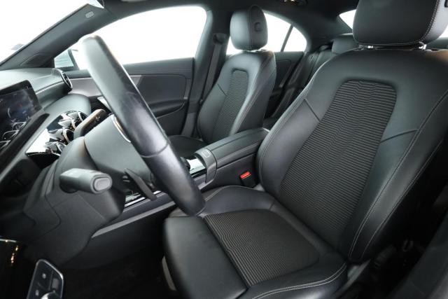 Mercedes Benz Cla image 3