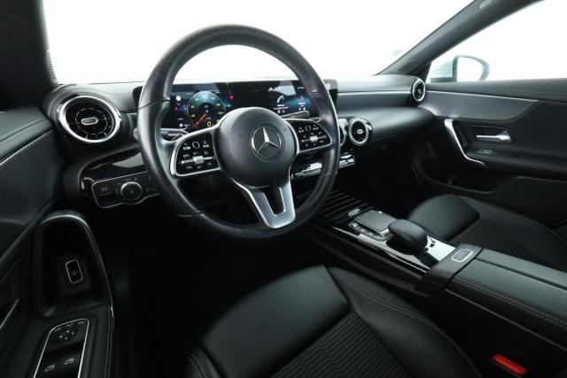 Mercedes Benz Cla image 2