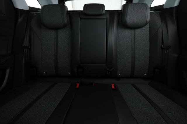 Peugeot 3008 image 3