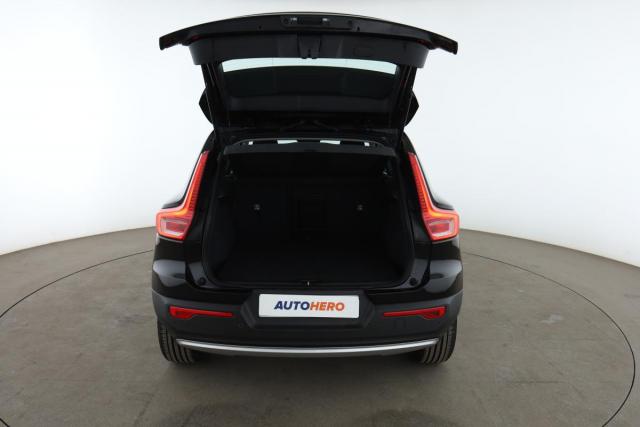 Volvo Xc40 image 6