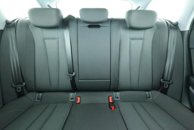 Audi A4 Avant image 4