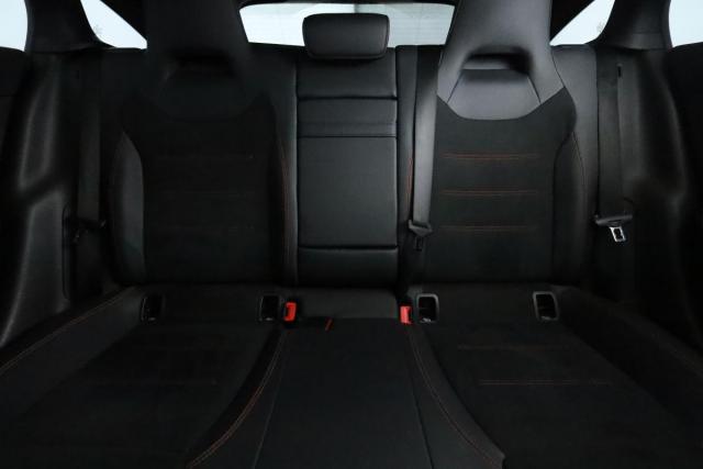 Mercedes Benz Cla Shooting Brake image 7