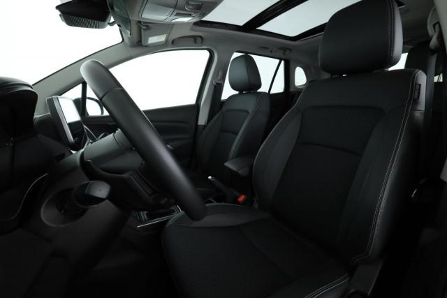 Suzuki S-Cross image 1