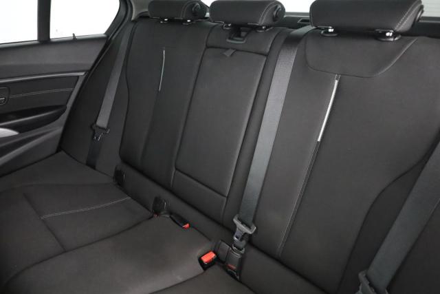 Bmw Série 3 image 2