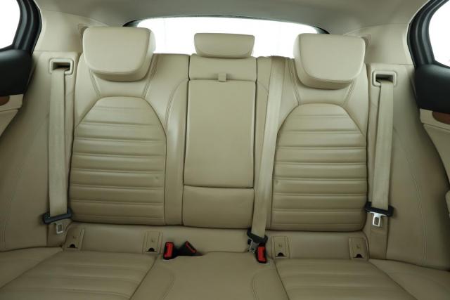 Alfa Romeo Stelvio image 9