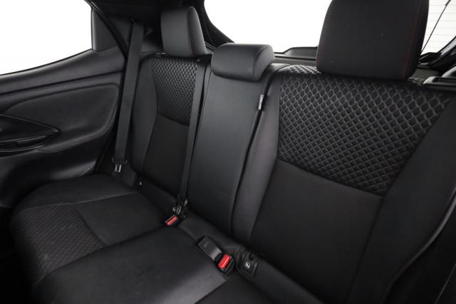 Toyota Yaris image 9