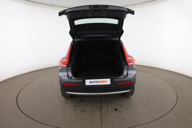 Volvo Xc40 image 6