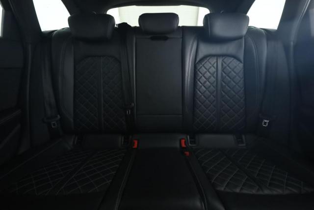 Audi S4 Avant image 7