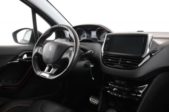 Peugeot 2008 image 7