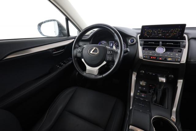 Lexus Nx image 1