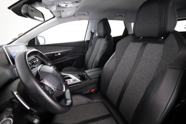 Peugeot 3008 image 3