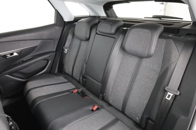 Peugeot 3008 image 7