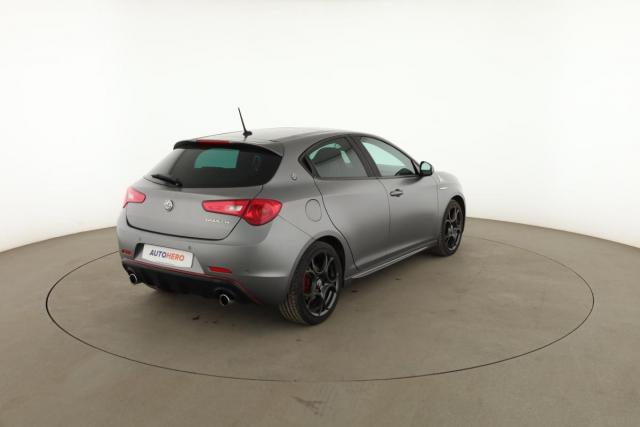 Alfa Romeo Giulietta image 3