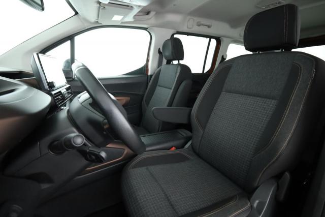 Peugeot Rifter image 9