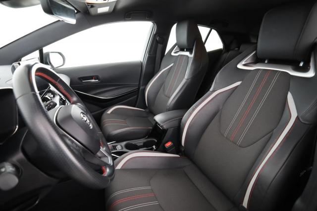 Toyota Corolla image 8