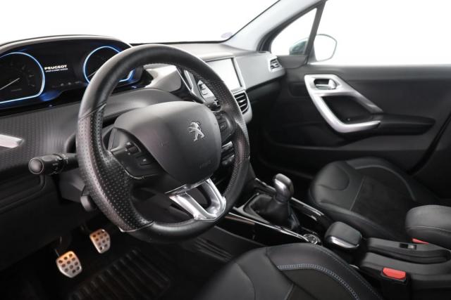Peugeot 2008 image 3