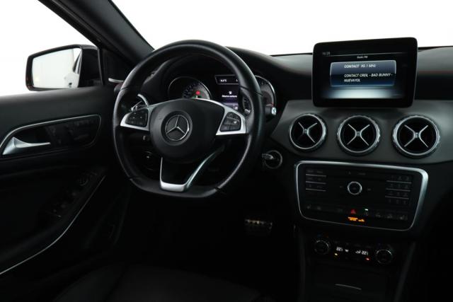 Mercedes Benz Gla image 5