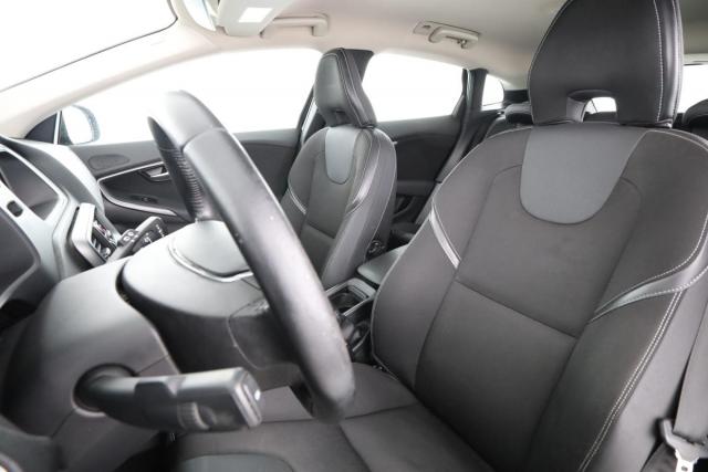 Volvo V40 image 3