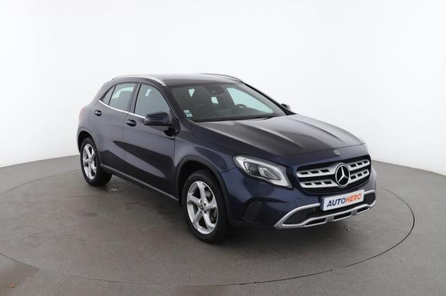 Mercedes Benz Gla image 1
