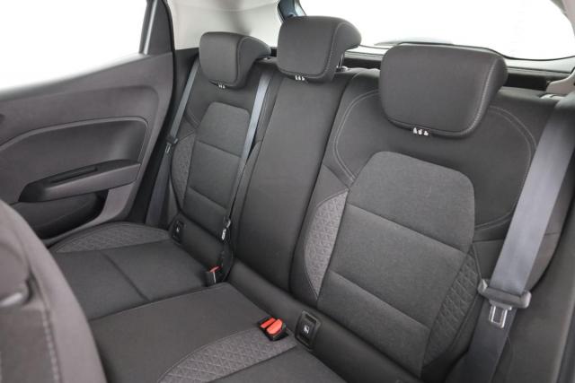 Renault Clio image 9