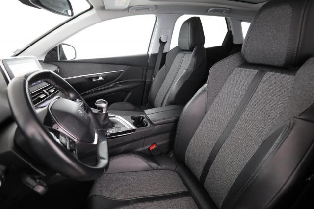 Peugeot 3008 image 1