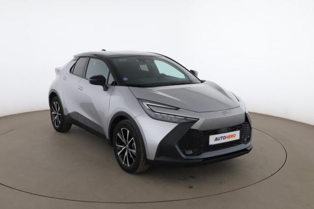 Toyota C-Hr image 8